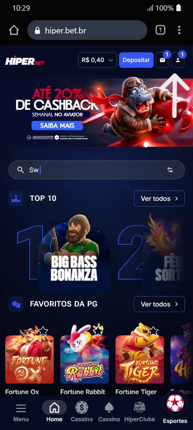 Página inicial da HiperBet com uma seta apontando para o ícone de perfil, no canto superior direito.